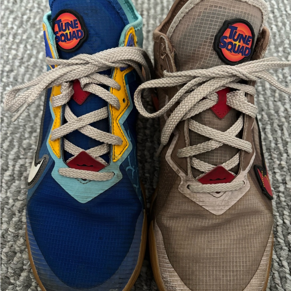 Nike LeBron 18 Low Wile E. Vs Roadrunner